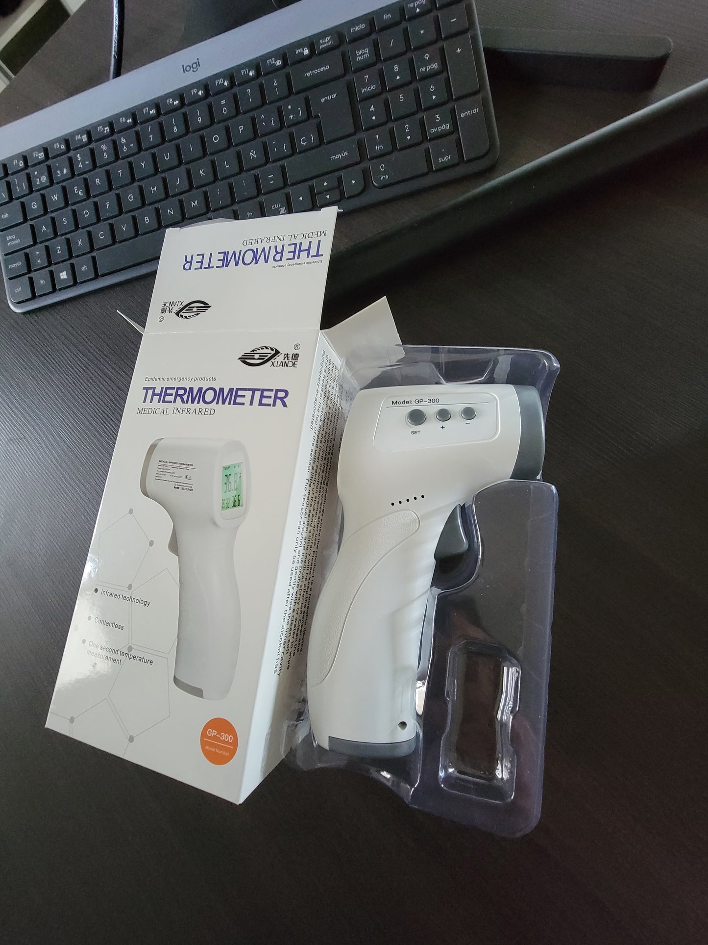 Termómetro Infrarrojo GP‑300