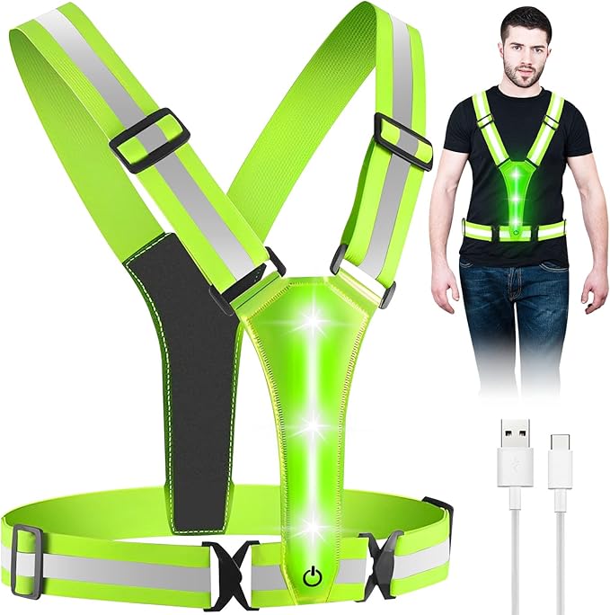 Chaleco Reflectivo con Luz LED | Seguridad que se ilumina en el camino.