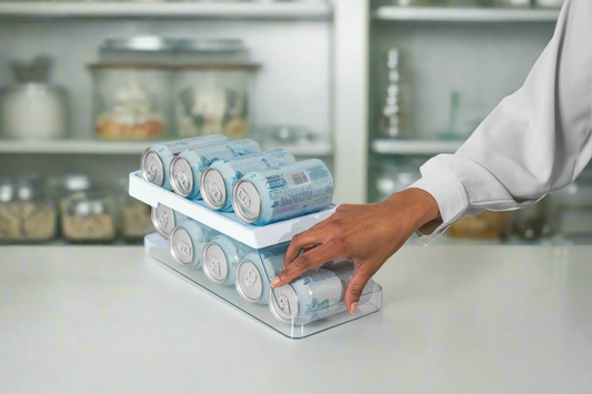 Organizador de Latas con Diseño Escalonado – Dispensador Compacto y Apilable