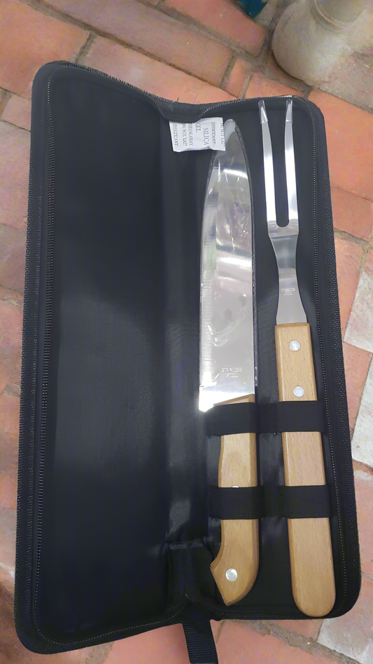 Set de Utensilios para Asado (2 Pcs) – Cuchillo y Tenedor con Estuche